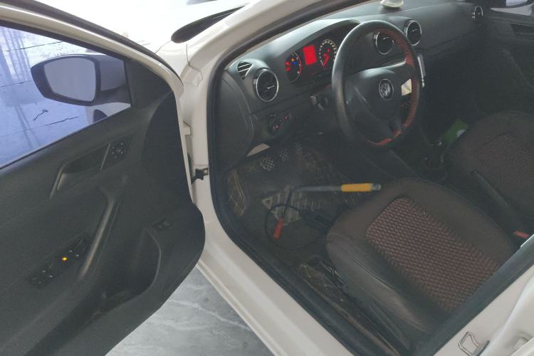 Used Volkswagen Jetta 2017 1.4L Manual Fashion Edition
