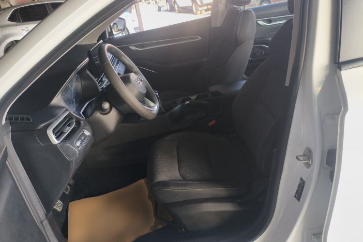 Used Geely Auto Emgrand 2023 4th Generation Champion Edition 1.5L Manual Luxury Model