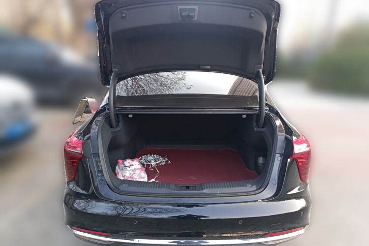 Used Hongqi H5 2024 1.5T DCT Smart Connect Flagship Edition
