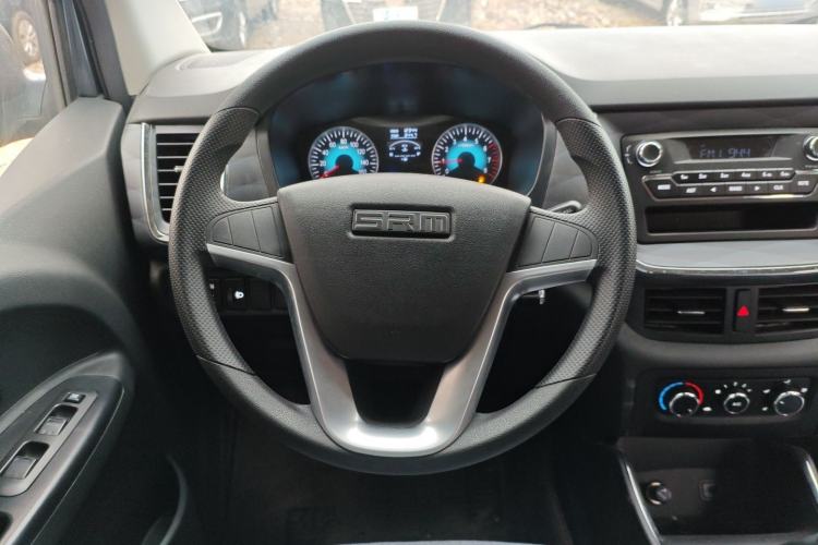 Used Jinbei Gold Hiace 2023 1.5L Passenger Vehicle Engineering Lion 5/6/7 Seater