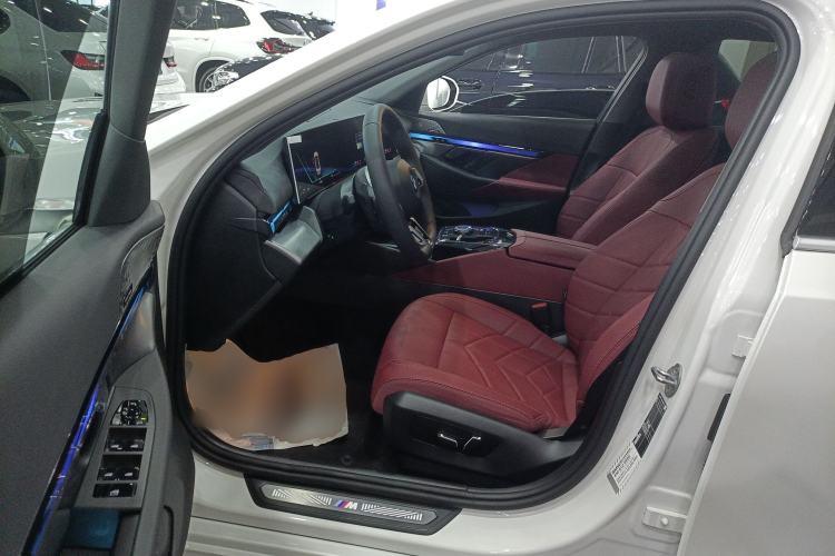 Used BMW 5 Series 2024 530Li Leading Model M Sport Package