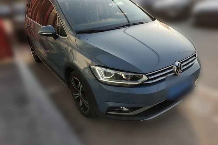 Used Volkswagen Touran 2018 Volkswagen Touran L 280TSI DSG Boundary Edition 7 Seats China V Emission Standard
