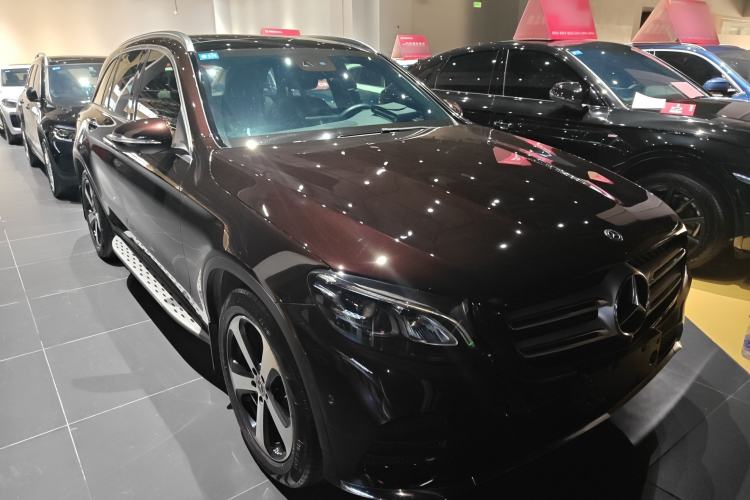 Used Mercedes-Benz GLC 2019 Facelift GLC 260 L 4MATIC Luxury Model
