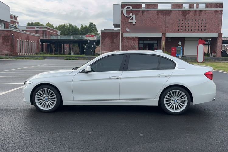 Used BMW 3 Series 2015 320Li Luxury Edition Fashion Model
