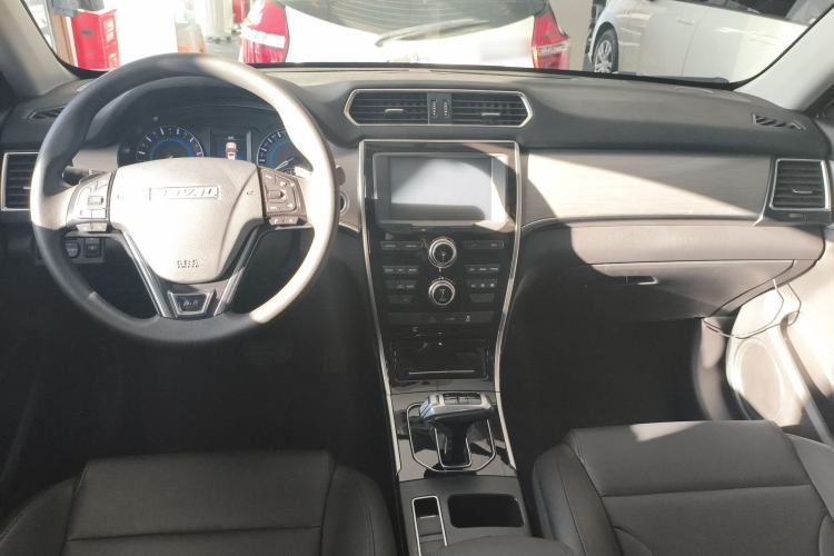 Used Haval H2 2018 1.5T Dual-Clutch Two-Wheel Drive Fashion Model China VI Standard
