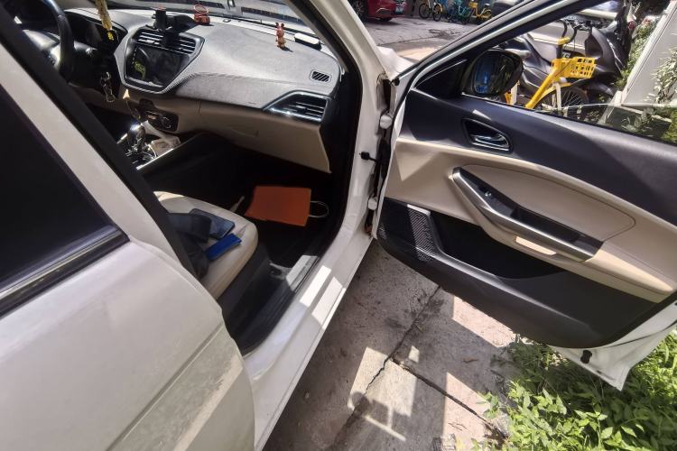 Used Ford Escort 2015 1.5L Automatic Fashion Model
