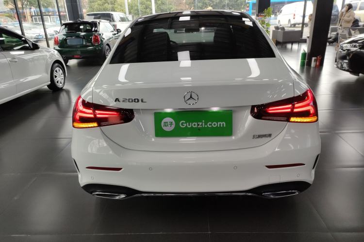 Used Mercedes-Benz A-Class 2022 Revised Version A 200 L Sport Sedan Fashionable Style