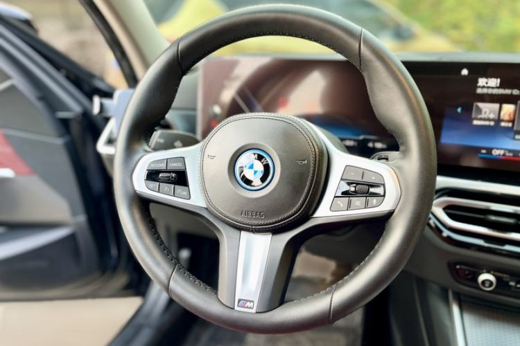 Used BMW i3 2023 eDrive 40 L Midnight Edition
