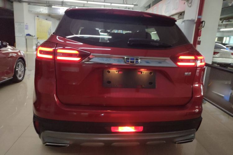 Used Geely Auto Emgrand X7 Sport 2018 1.8TD Automatic Two-Wheel Drive Smart Connect 4G Internet Edition
