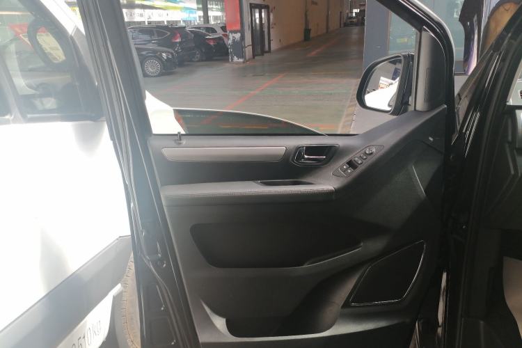 Used SAIC MAXUS G20 2023 Facelifted ES 2.0T Gasoline Automatic Value Edition
