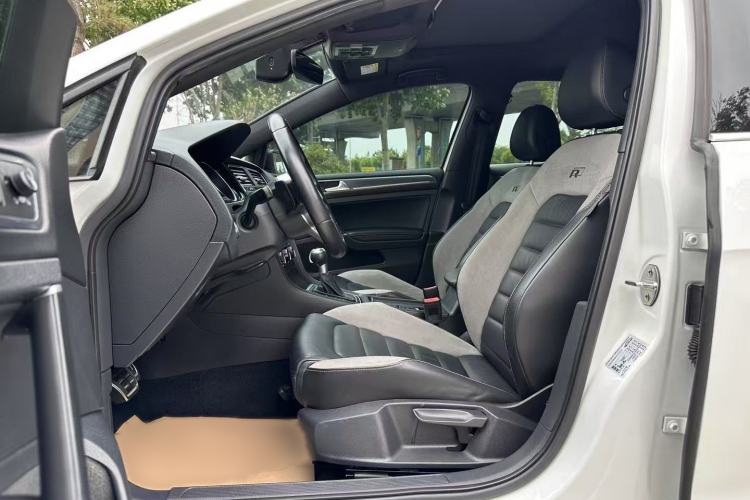 Used Volkswagen Golf 2018 280TSI Automatic R-Line Model
