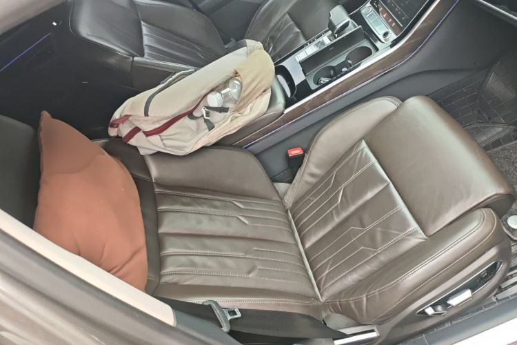 Used Audi A8 2019 Facelifted Plus A8L 50 TFSI quattro Comfort Version
