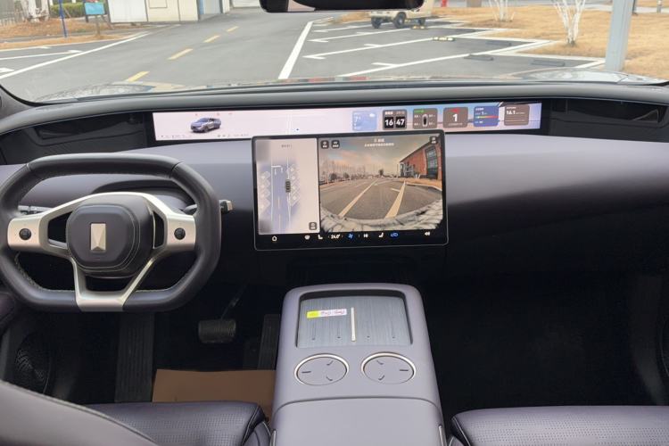 Used  07 2024 Max Extended-Range Edition