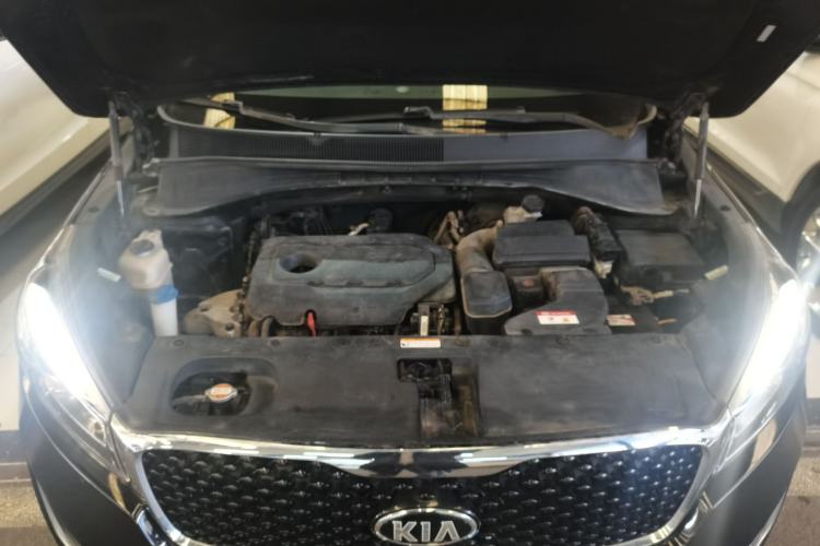 Used Kia Sorento 2016 Sorento L 2.4L Gasoline 4WD Custom Edition 7 Seats Emission Standard China V
