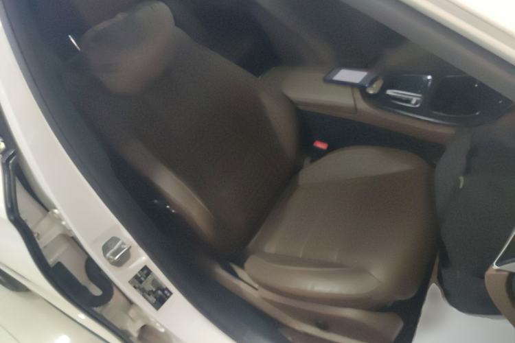 Used Mercedes-Benz E-Class New Energy 2021 E 350 e L Plug-in Hybrid Sports Sedan
