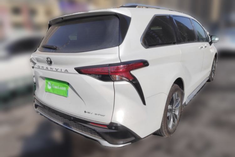 Used Toyota Granvia 2024 2.5L Hybrid Prestige PLUS Four-Wheel Drive Version
