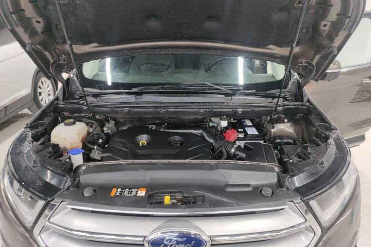 Used Ford Edge 2016 EcoBoost 245 Two-Wheel-Drive Titanium 7-Seater
