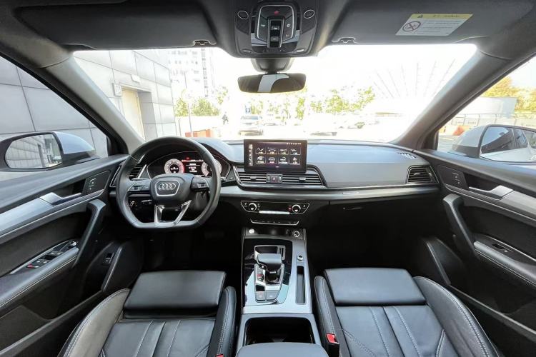 Used Audi Q5L Sportback 2021 40 TFSI Fashion Model
