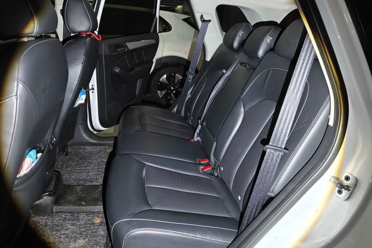 Used Roewe RX5 2016 20T Two-Wheel Drive Automatic Internet Smart Edition