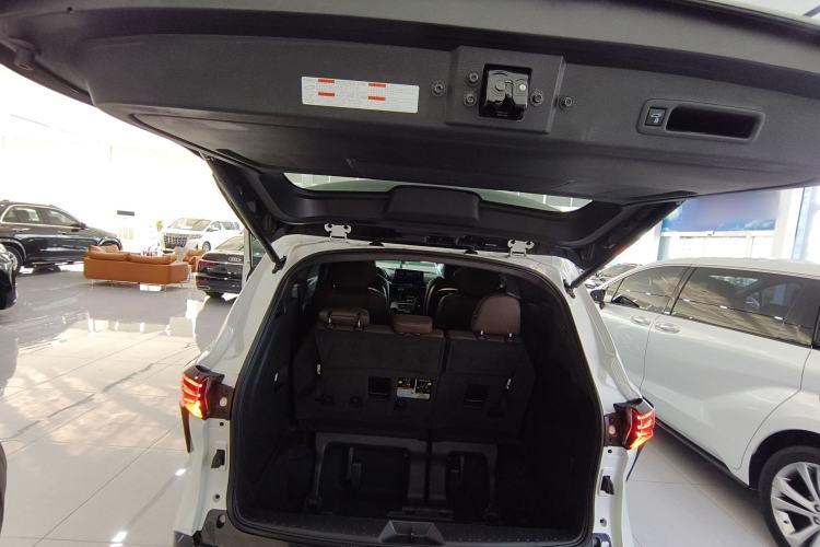 Used Toyota Sienna 2021 2.5L Hybrid Platinum Edition
