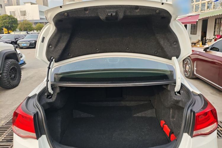 Used Chevrolet Malibu 2016 2.0L Automatic Luxury Edition
