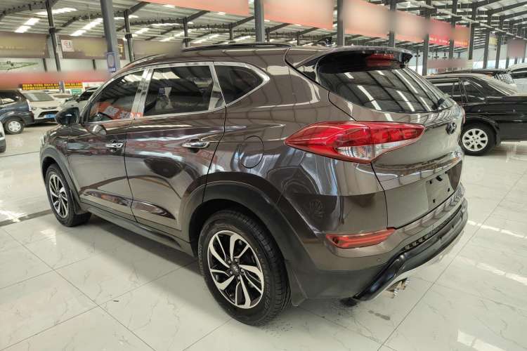 Used Hyundai Tucson 2018 1.6T Dual-Clutch Two-Wheel Drive 15th Anniversary Special Edition
