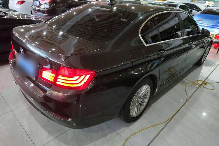 Used BMW 5 Series 2014 525Li Leading Model

