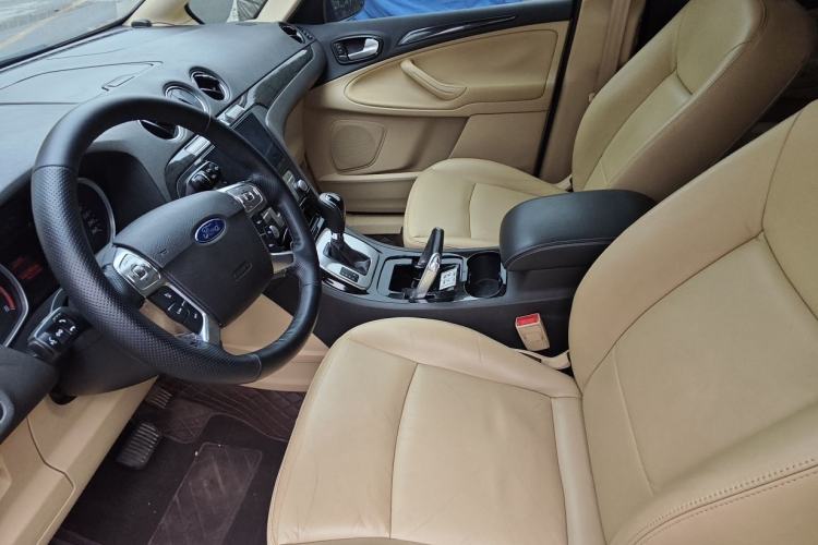 Used Ford S-MAX 2008 2.3L 7-Seater Luxury Version