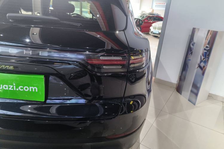 Used Porsche Cayenne 2022 Cayenne E-Hybrid 2.0T Platinum Edition
