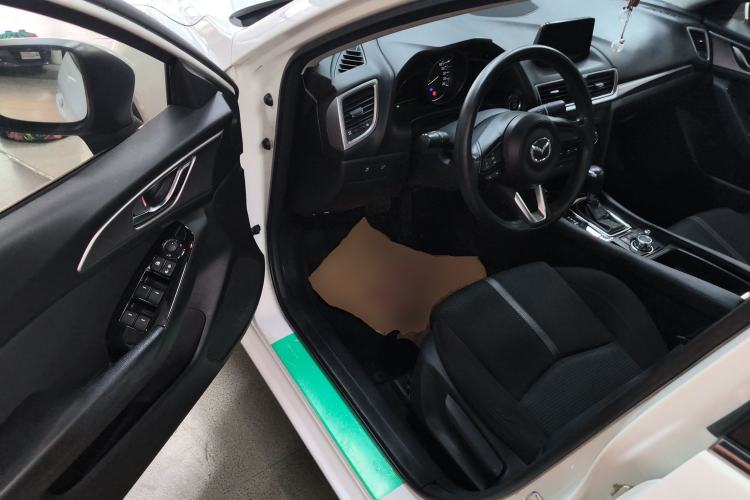 Used Mazda Mazda 3 Axela 2017 Sedan 1.5L Automatic Luxury Model Emission Standard China V