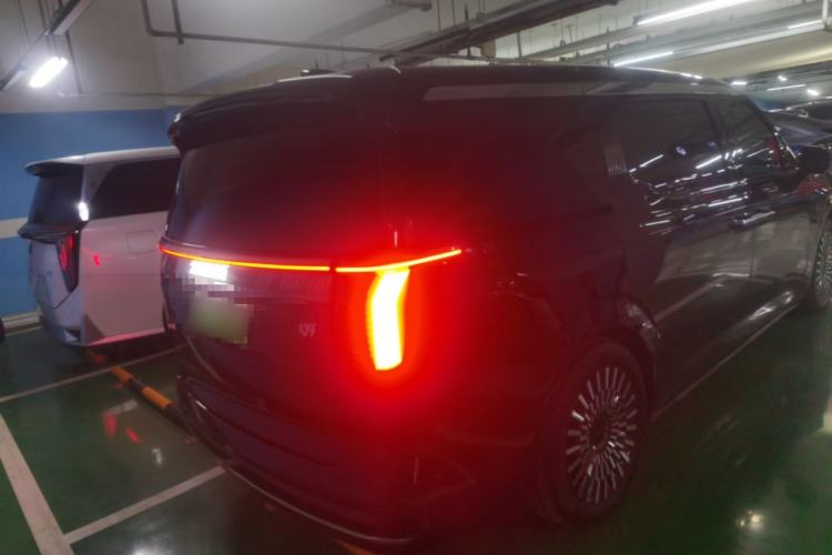 Used Zeekr 009 2022 Revised WE Version
