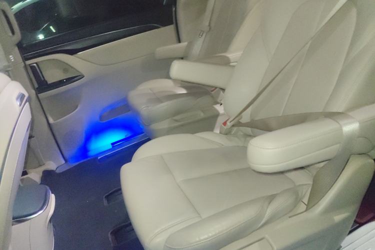 Used Buick GL8 2022 ES Landtrek 653T Luxury Edition
