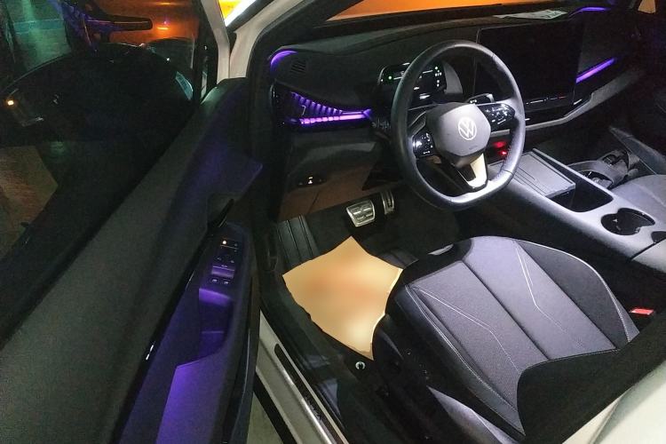 Used Volkswagen ID.UNYX 2024 Pro Long-Range Version
