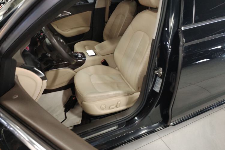 Used Audi A6L 2012 30 FSI Comfort Model
