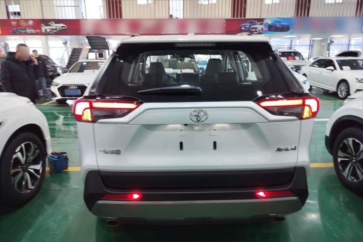 Used Toyota RAV4 2023 2.0L CVT Two-Wheel Drive Fashion Plus Edition