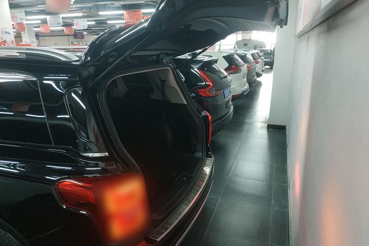 Used GAC Trumpchi GS8 2017 320T Two-Wheel Drive Luxury Smart Connectivity Version (7 Seats)