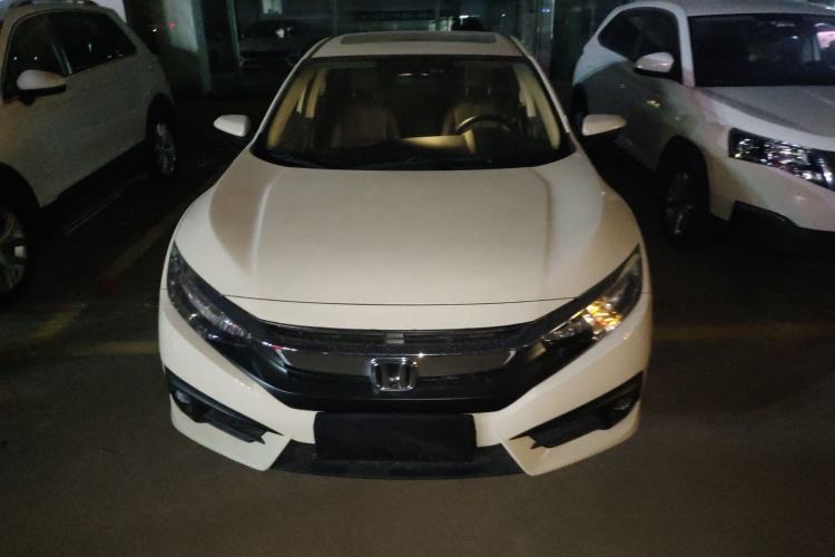 Used Honda Civic 2016 220TURBO CVT Prestige Edition
