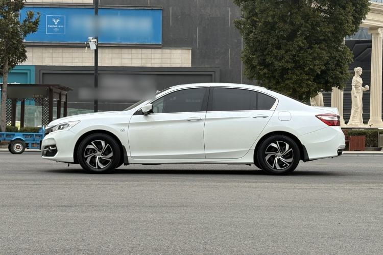 Used Honda Accord 2016 2.0L Comfort Edition
