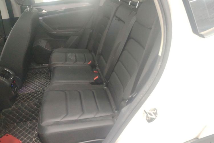 Used Volkswagen Tayron 2019 330TSI Two-Wheel Drive Luxury Model China VI Standard