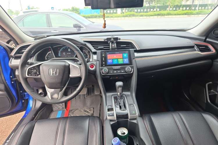 Used Honda Civic 2016 220TURBO CVT Luxury Edition
