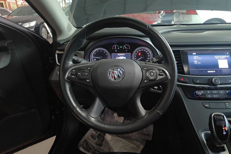 Used Buick LaCrosse 2021 652T Luxury Model
