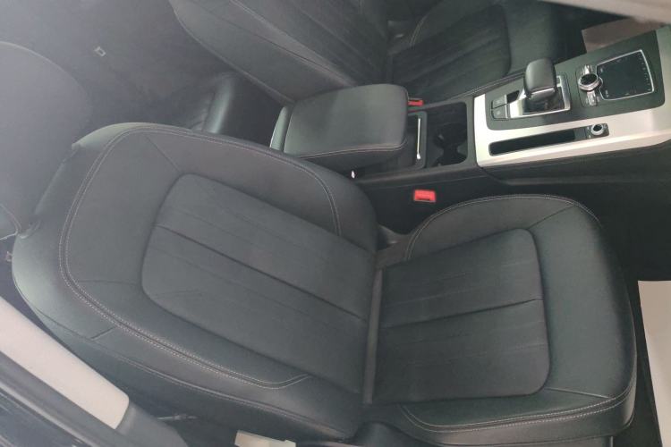 Used Audi Q5L 2020 Updated 40 TFSI Prestige Fashion Edition
