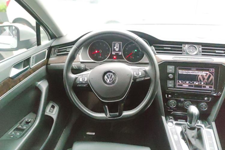 Used Volkswagen Magotan 2019 380TSI DSG Luxury Version China VI Standard
