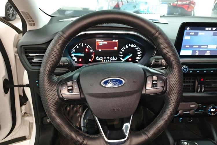 Used Ford Focus 2020 Hatchback EcoBoost 180 Automatic Trend Edition
