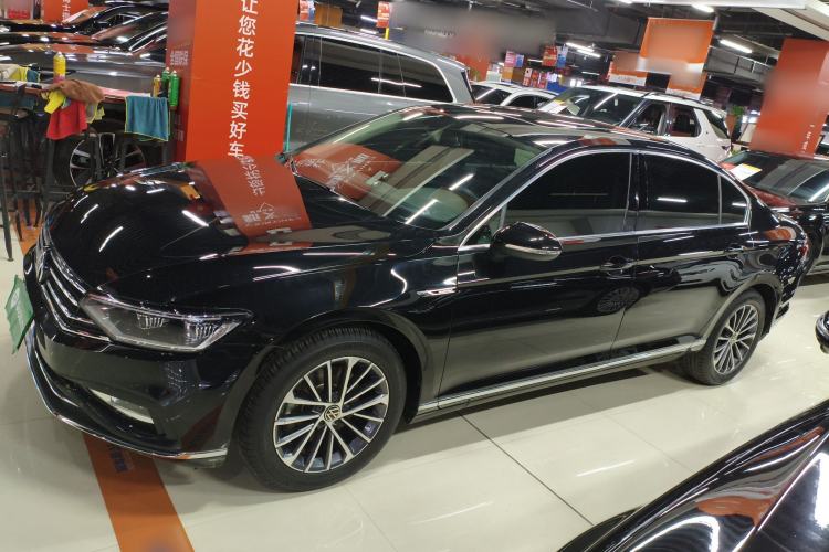 Used Volkswagen Magotan 2020 330TSI DSG Luxury Edition
