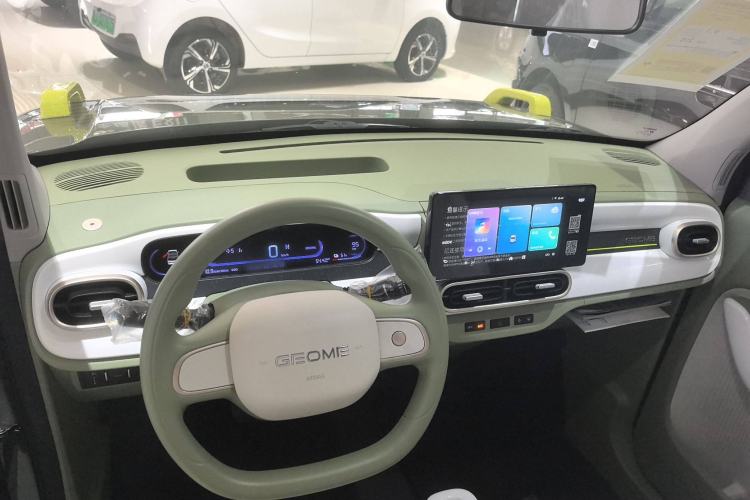 Used  Panda 2025 210km Panda Rider
