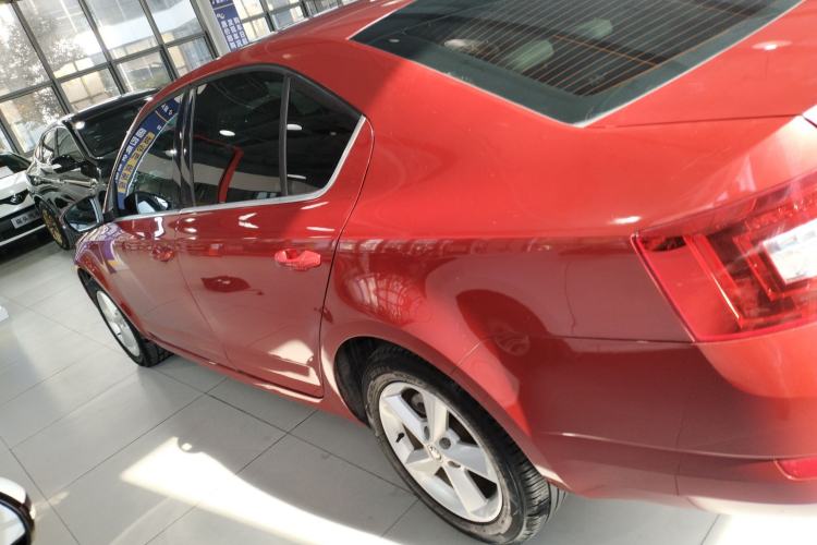 Used Skoda Octavia 2015 1.6L Automatic Yijun Edition