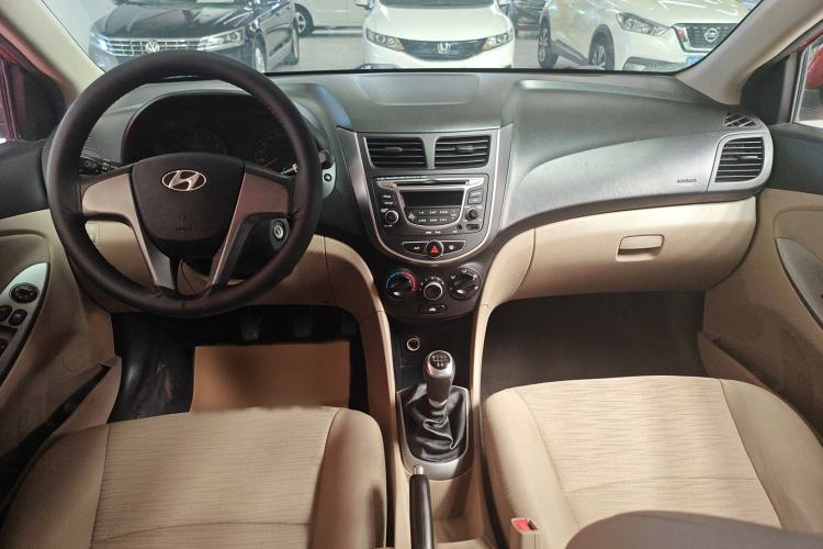 Used Hyundai Verna 2014 1.4L Manual Smart GLS Trim
