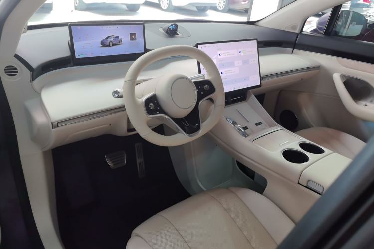 Used Hima Luxeed R7 2025 Range-Extended Version 251 km Max