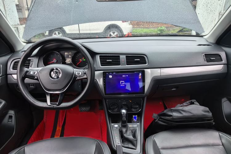 Used Volkswagen Lavida 2017 1.6L Automatic Comfort Edition
